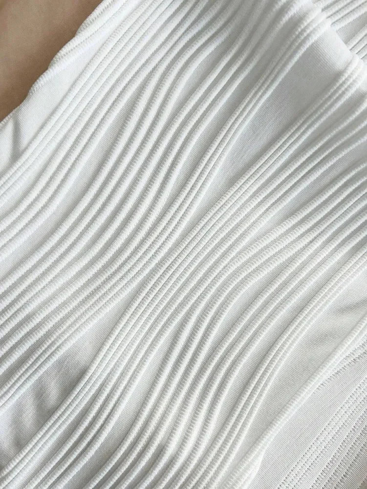 Stylish Goth V-neck Halter Neck Crop Top