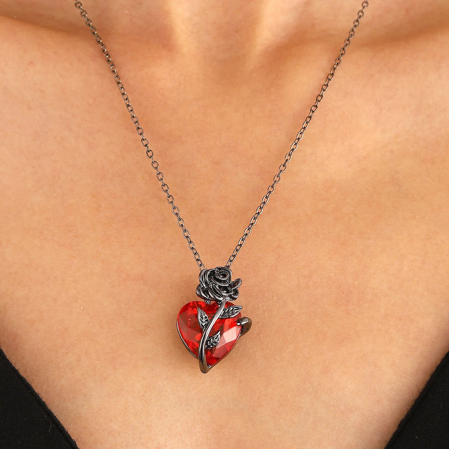 Gothic Neo-Gothic Punk Vintage Heart Pendant