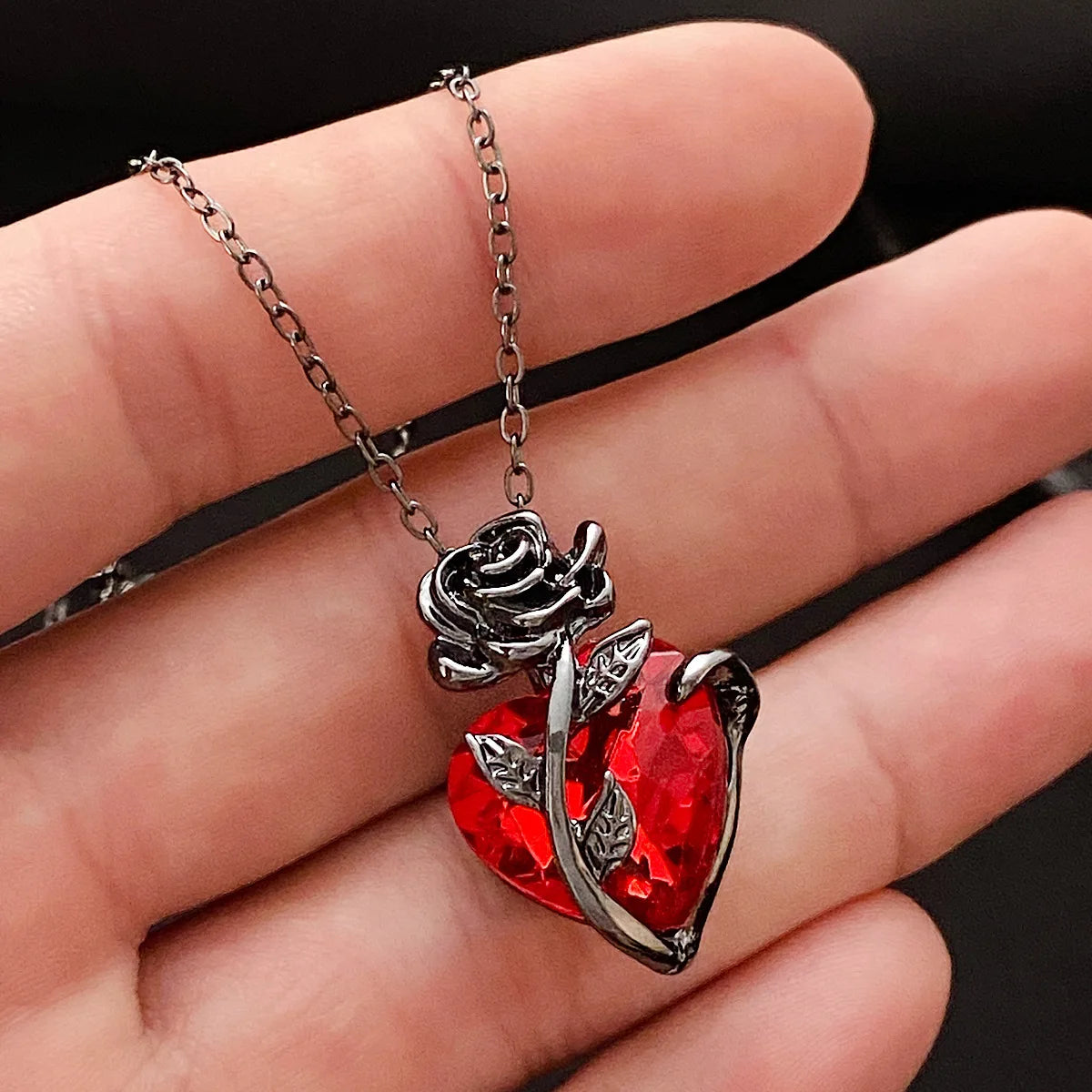 Gothic Neo-Gothic Punk Vintage Heart Pendant