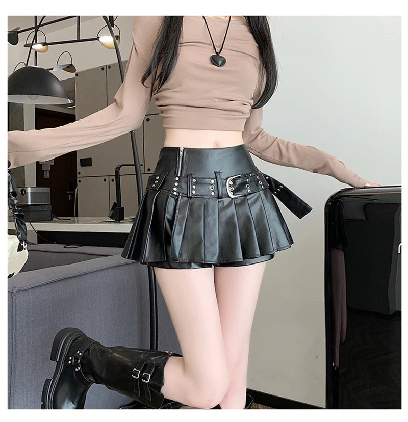 Black Gothic A-line Pleated Leather Skirt