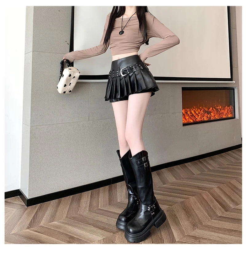 Black Gothic A-line Pleated Leather Skirt